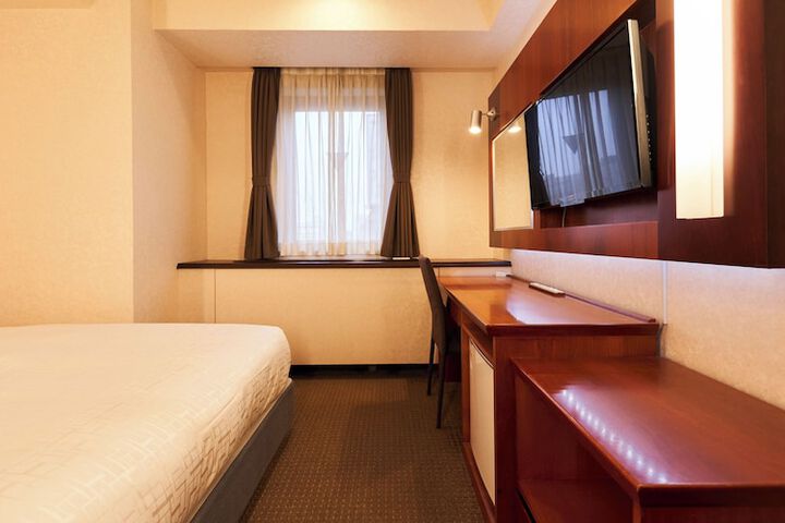 Room 15 of 75