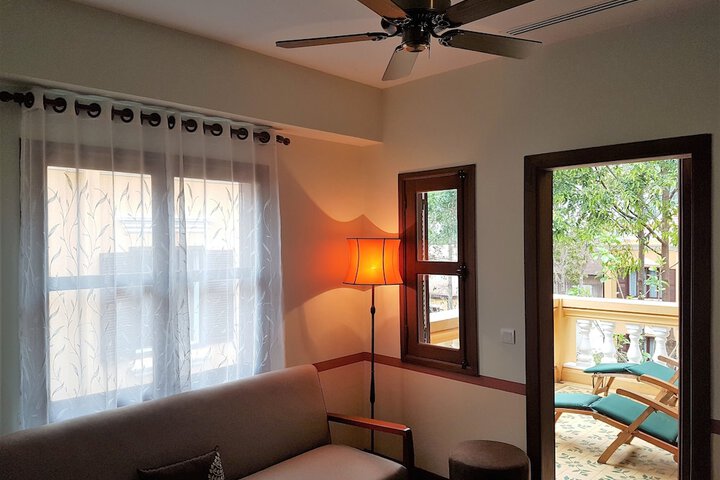 Room 14 of 40