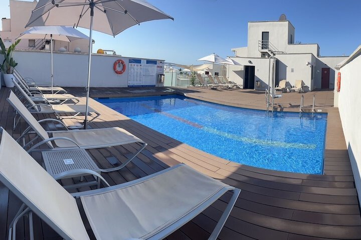 Hotel with Pool