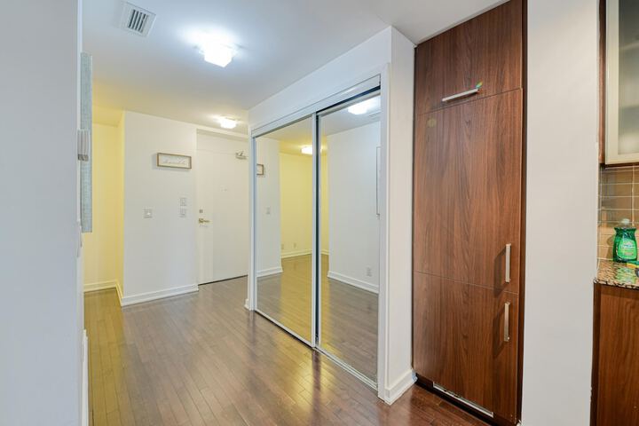 Room 100 of 198