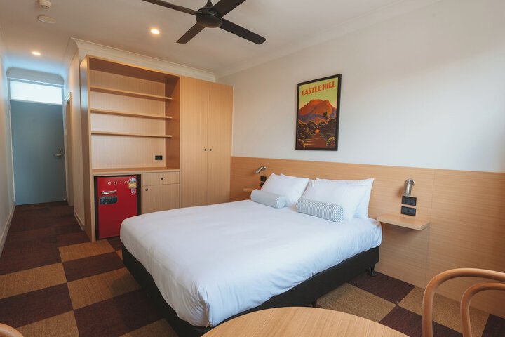 Room 17 of 123