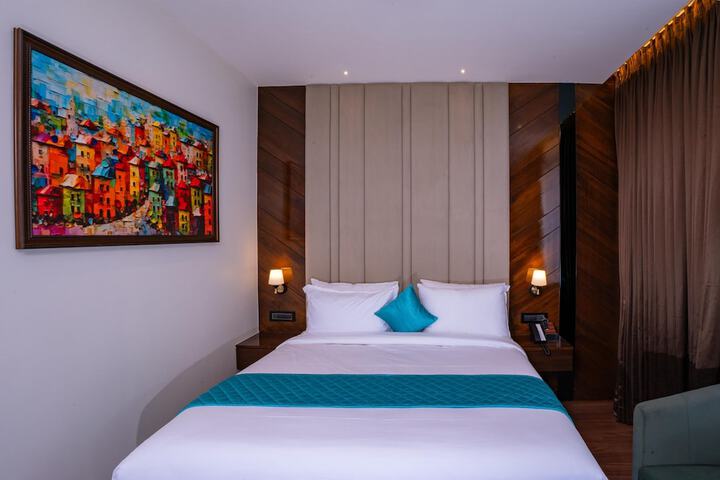 Room 13 of 74