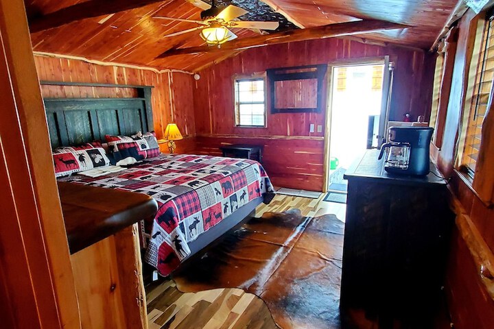 Room 38 of 99