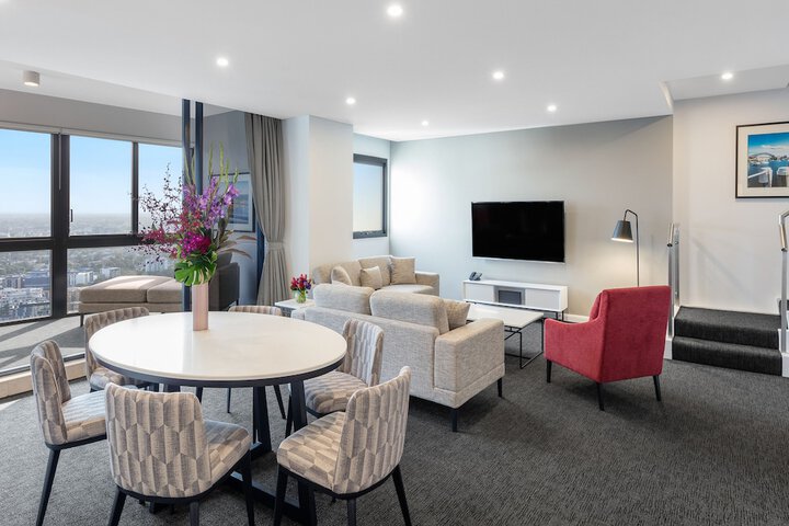 Room 45 of 103