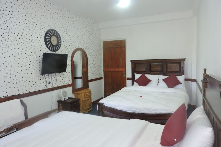 Room 8 of 8