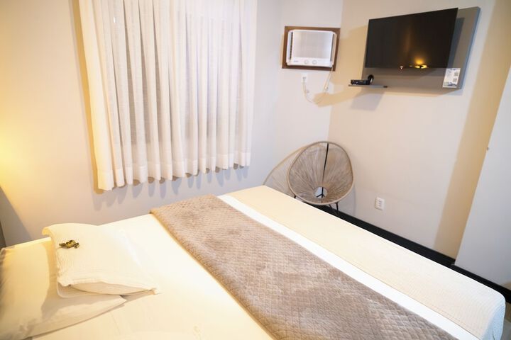 Room 15 of 89