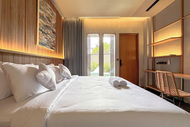 Room 9 of 55