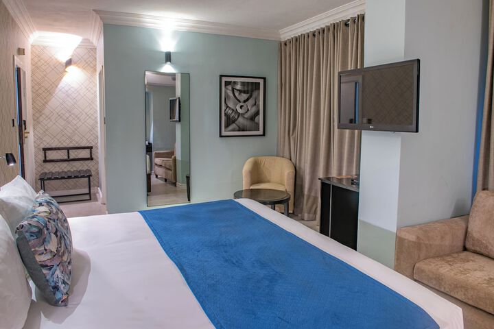 Room 7 of 52