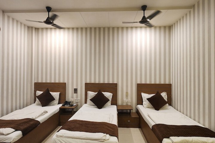 Room 38 of 48