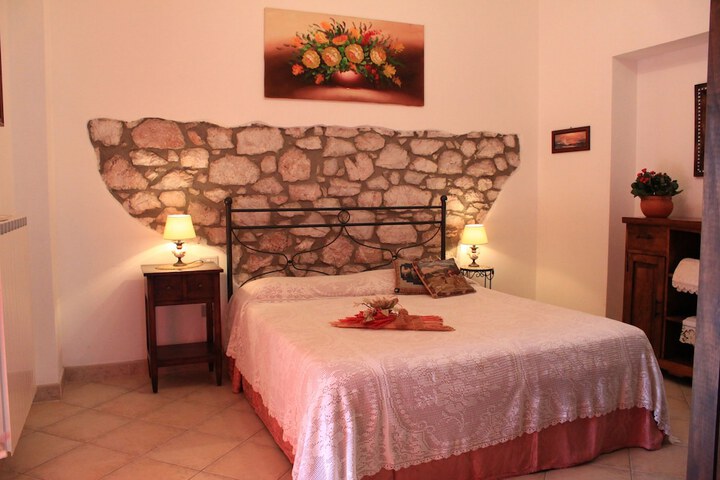 Room 9 of 54