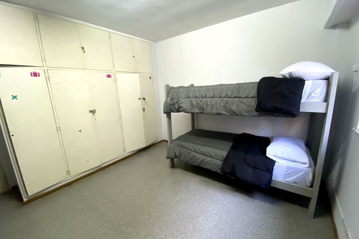 Room 18 of 49