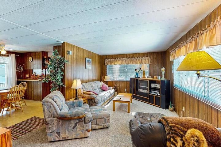 Room 4 of 15