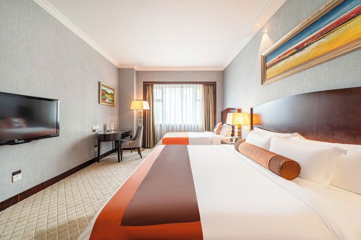 Room 47 of 163