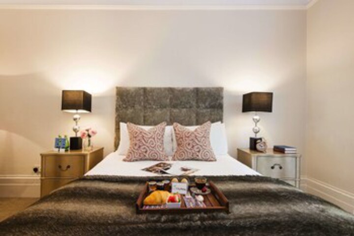 Room 4 of 21