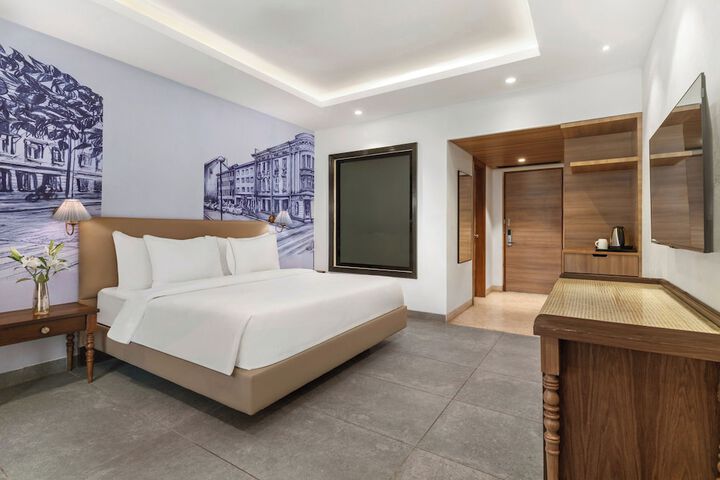 Room 5 of 26