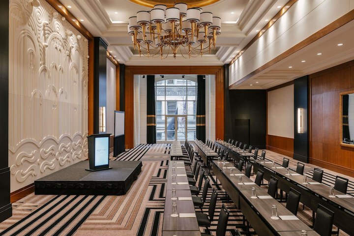 Meeting facility