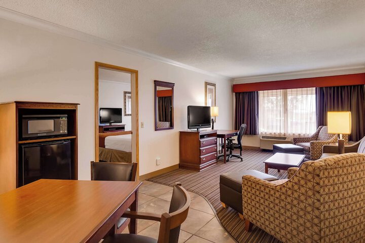 Room 11 of 21