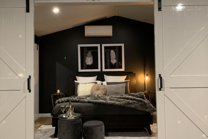 Room 6 of 57
