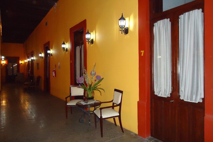 Ballroom/Hall 45 of 59