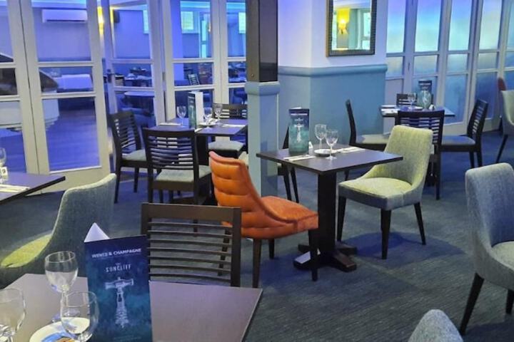 Dining 96 of 118