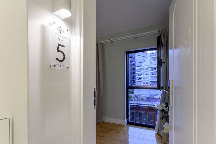 Room 57 of 114