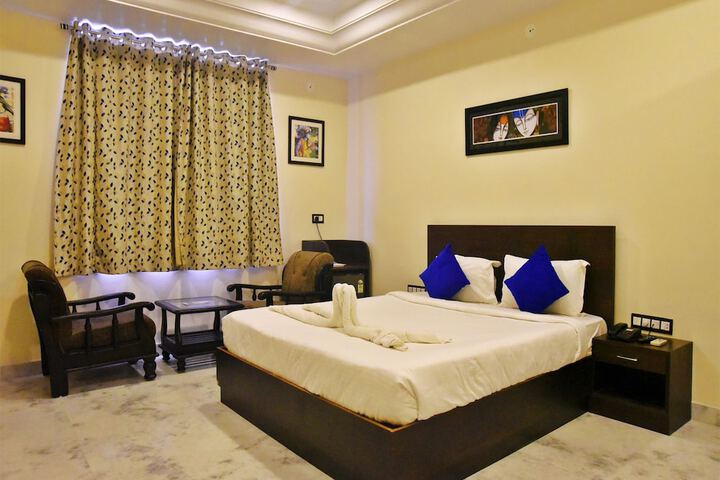 Room 7 of 29