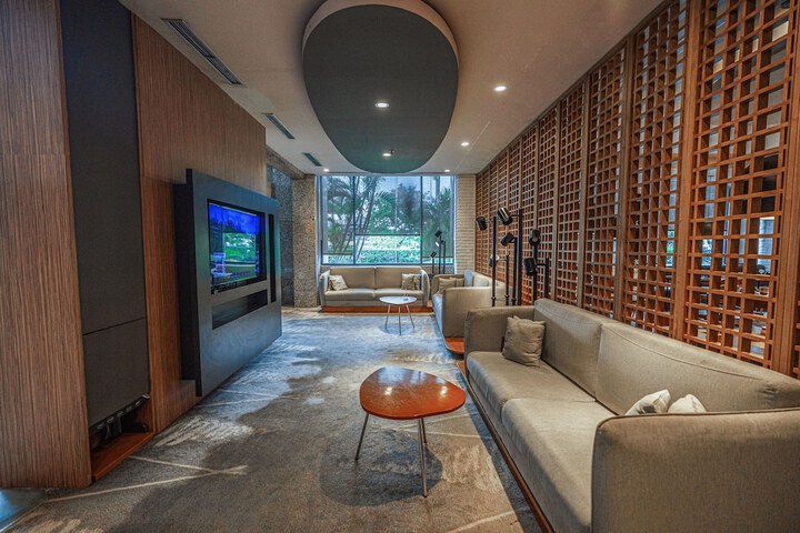 Lobby Entry