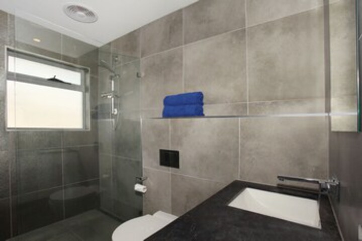 Room 4 of 22
