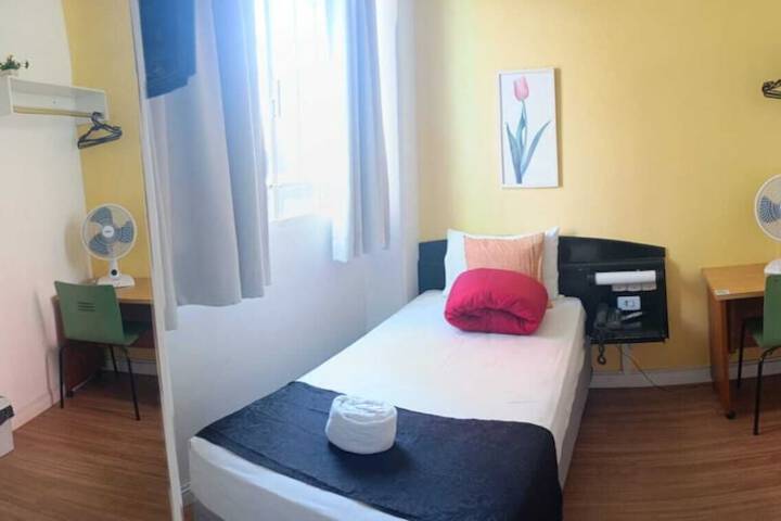 Room 37 of 46