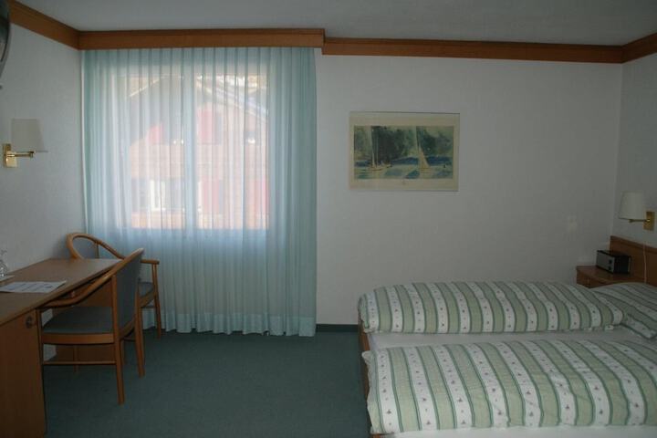 Room 12 of 45