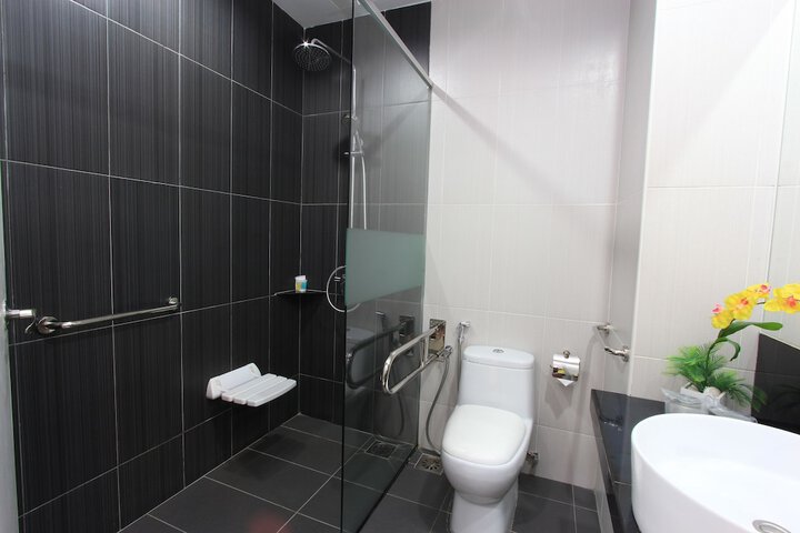 Room 15 of 29