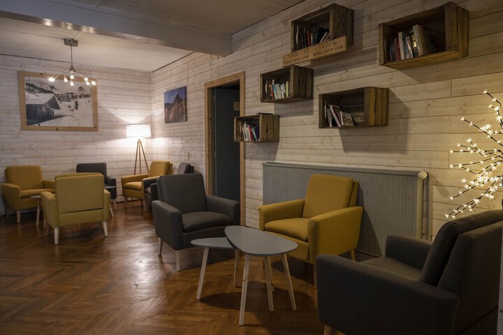 Room 20 of 48