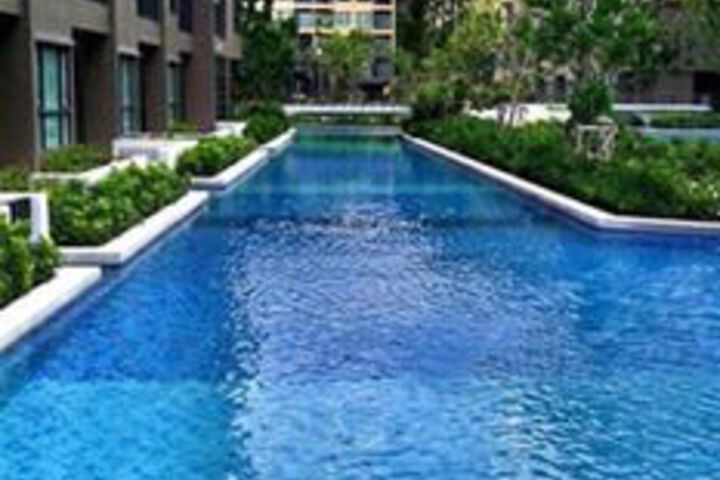 Pool 15 of 30