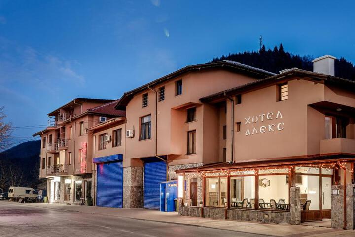 Family Hotel Alex