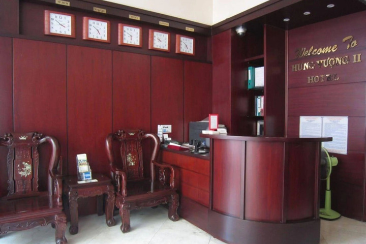 Hotel Entry