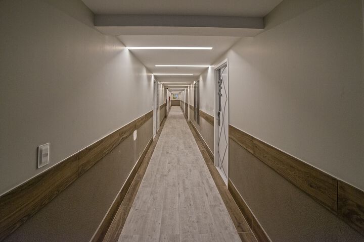Ballroom/Hall 10 of 37