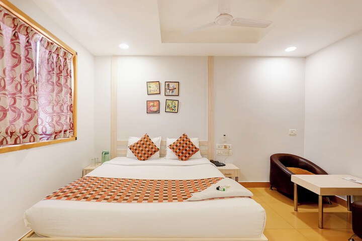 Room 50 of 73