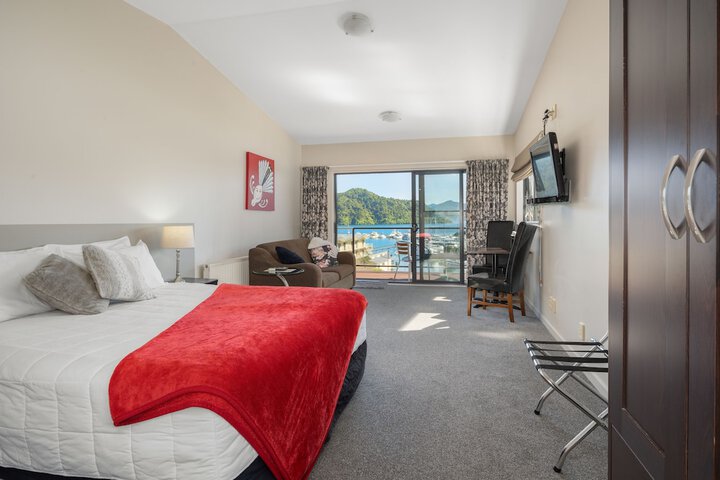 Room 8 of 49