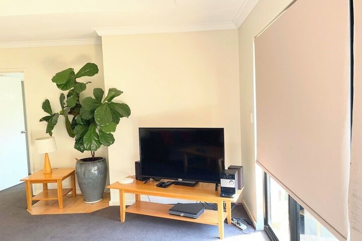 Room 124 of 178