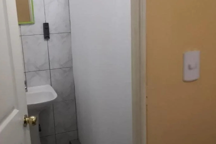 Room 10 of 23