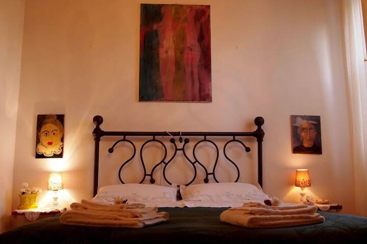 Room 4 of 59