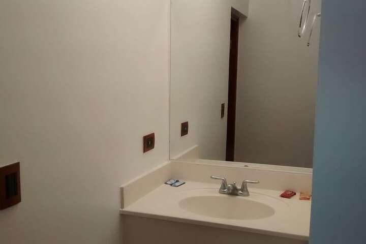 Room 18 of 44