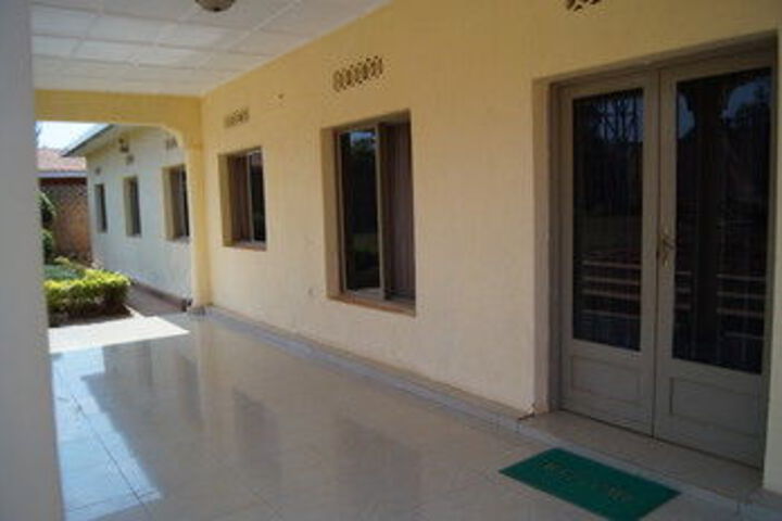 Hotel 54 of 77