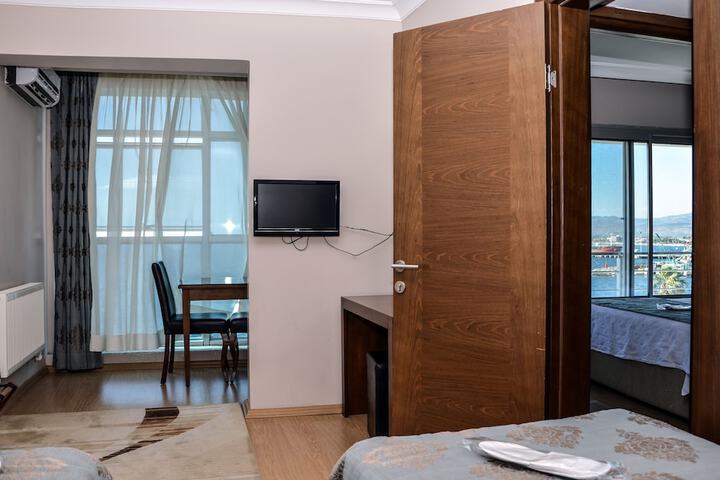 Room 28 of 45
