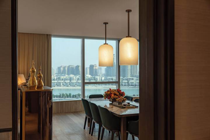 Room 84 of 208