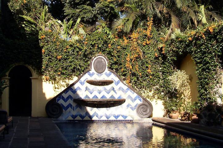 Pool 19 of 45