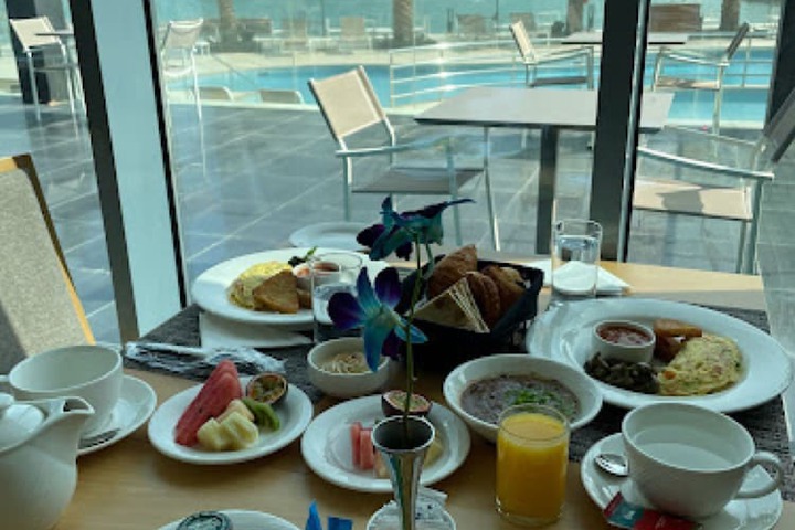 Breakfast/Coffee Service 75 of 83