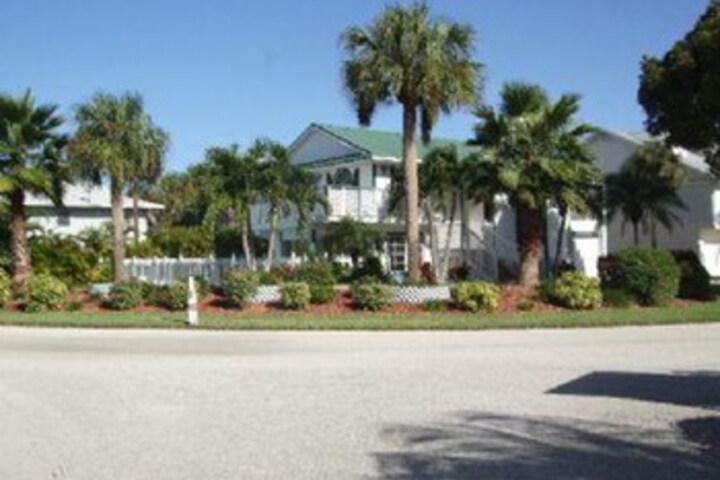 Hotel 8 of 30