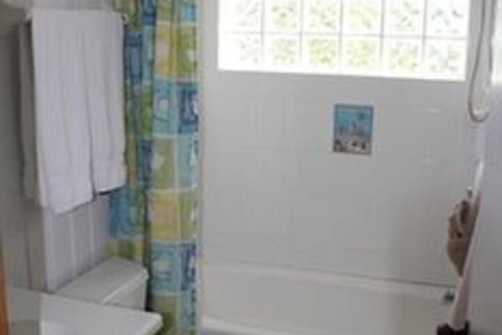 Room 4 of 19