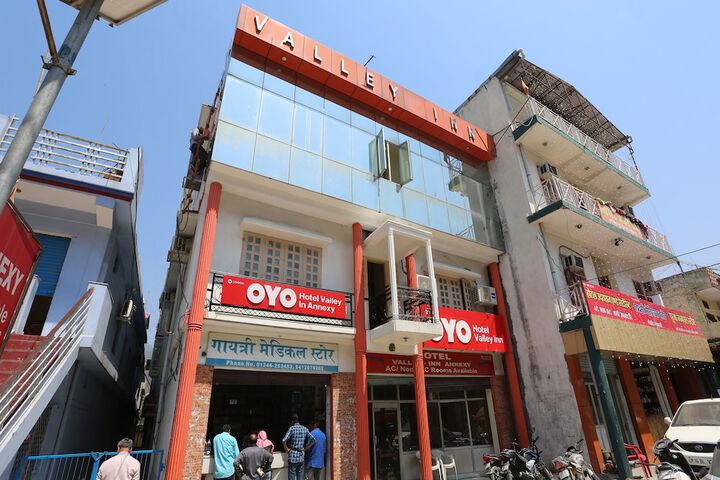 HOTEL VALLEY INN BY OYO ROOMS